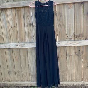 ✨Black lace formal gown. Never worn! ✨